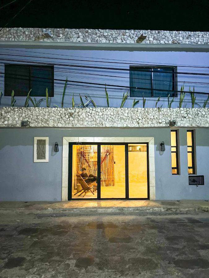 Ariche Valladolid Hotel & Hostal Екстериор снимка