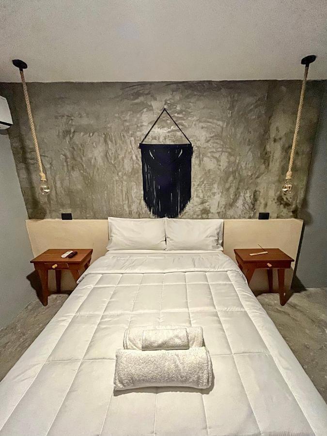 Ariche Valladolid Hotel & Hostal Екстериор снимка
