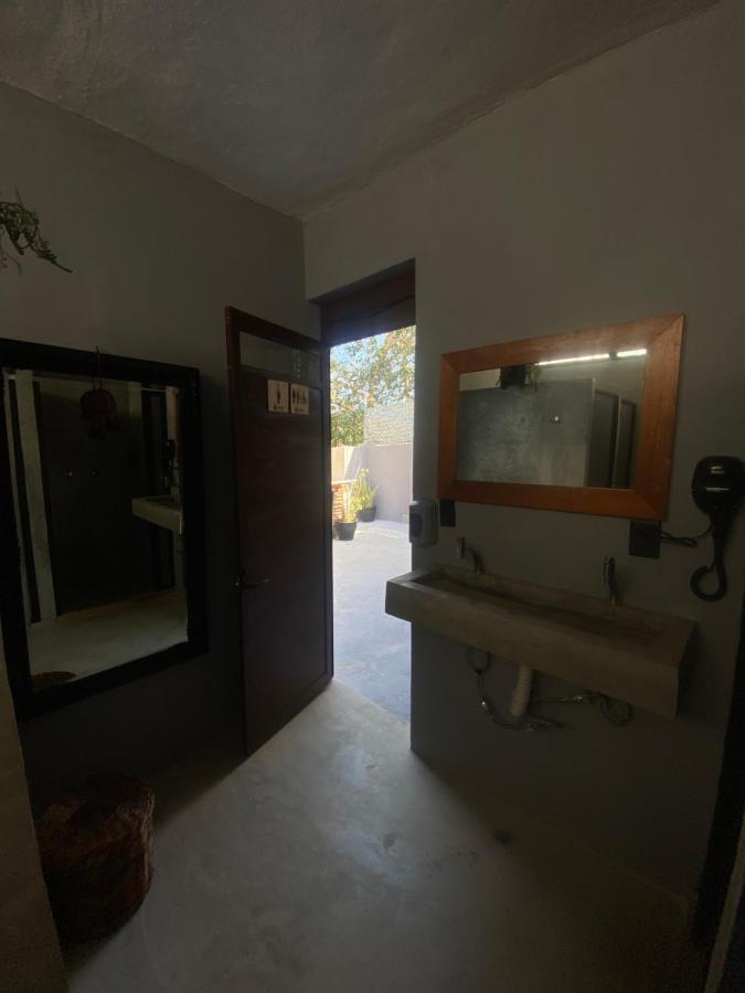 Ariche Valladolid Hotel & Hostal Екстериор снимка