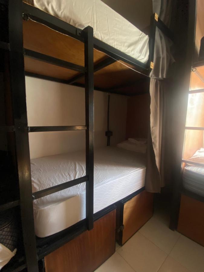 Ariche Valladolid Hotel & Hostal Екстериор снимка