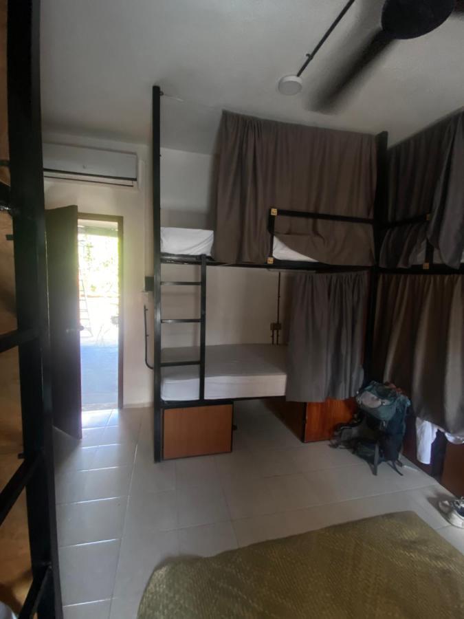 Ariche Valladolid Hotel & Hostal Екстериор снимка