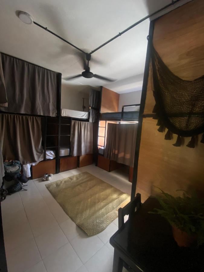 Ariche Valladolid Hotel & Hostal Екстериор снимка